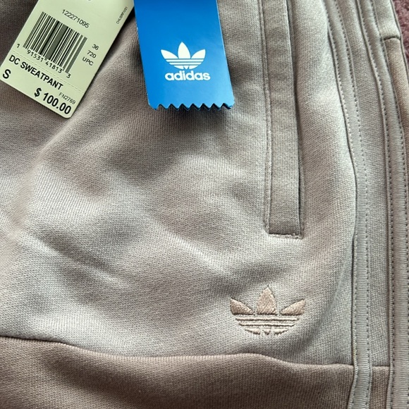 🎀New Adidas Sweatpants🎀 - Picture 4 of 11
